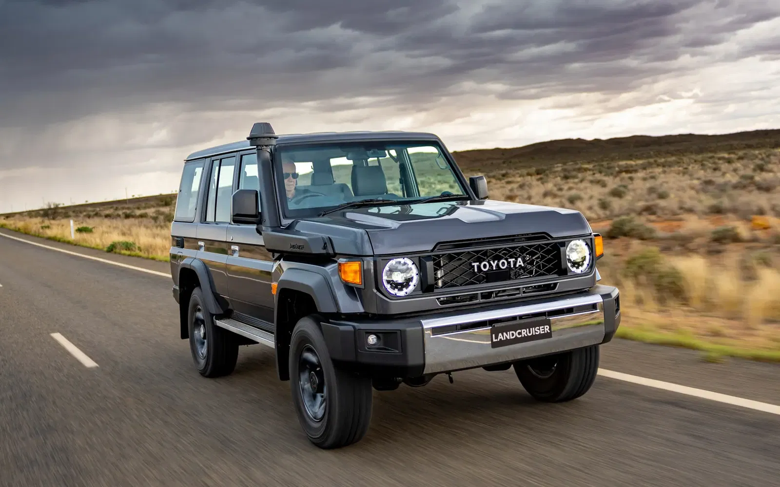 Toyota Introduces Five-Speed Manual Gearbox for LandCruiser 70